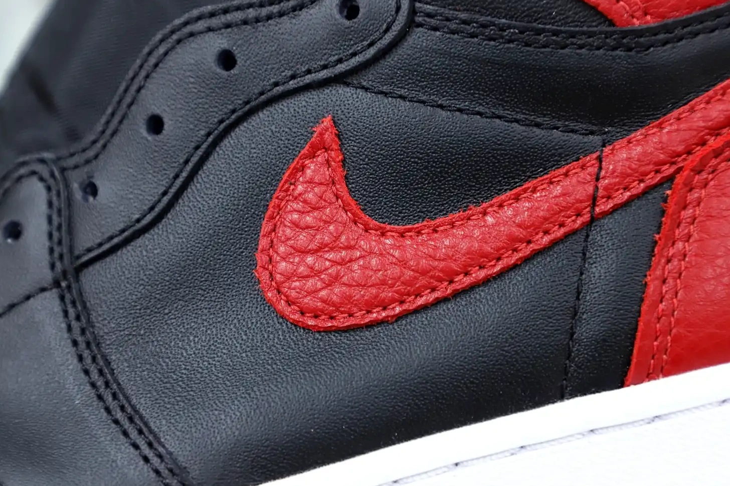 RETRO JORDAN AIR 'BRED' Kimikick OG 1 HIGH 0403